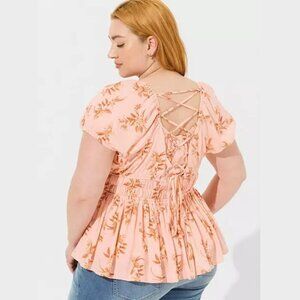 Torrid - Washable Crinkle Gauze Criss Cross Back Top, Iris Paradise Floral Pink﻿